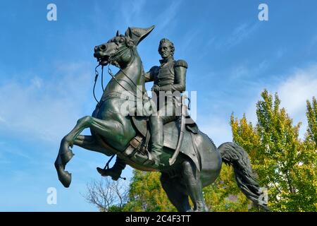 Die Bronzestatue des Reiterstandbildes von Andrew Jackson, die Clark Mills 1852 geschaffen hat, befindet sich am Lafayette Square, Washington, DC, USA Stockfoto