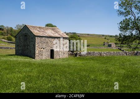 25.06.2020 Grassington, North Yorkshire, UK, Rundweg von Grassington über Grass Wood, Gaistrill's Strid und den River Wharfe EIN reizvoller Rundweg wa Stockfoto