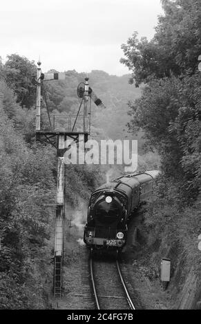 'Cheltenham' Ankunft am Bahnhof Arley. Stockfoto