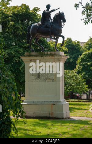 King William Billy of Orange auf einer Pferdesstatue Glasgow Schottland Vereinigtes Königreich Portrait Ansicht der rechten Seite von 1735 Bronze Metall Reiterstatue Stockfoto