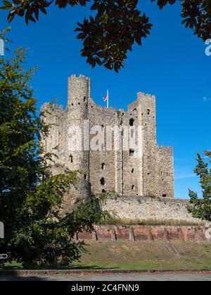 ROCHESTER, KENT, Großbritannien - 13. SEPTEMBER 2019: Außenansicht des Keep bei Rochester Castle Stockfoto