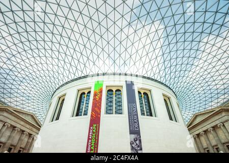 Queen Elizabeth II Great Court im British Museum London England Stockfoto