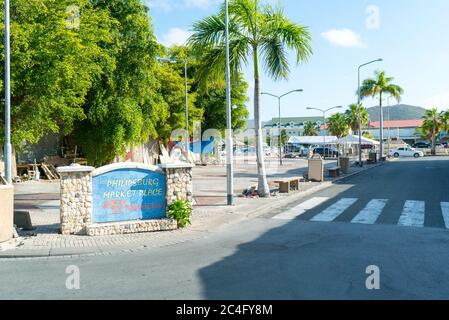 Leerer Marktplatz in Philipsburg auf der Insel St.maarten, wegen Coronavirus, das die Insel zum Stillstand gebracht hat. Stockfoto