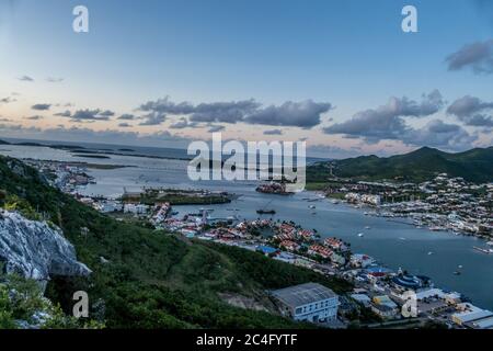 Blick auf die simpson Bay sint maarten Stockfoto