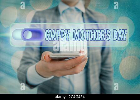 Textschild mit Happy Mothers Day. Business Foto präsentiert gefeiert zu Ehren der Mutterschaft s ist Einfluss in der Gesellschaft Stockfoto