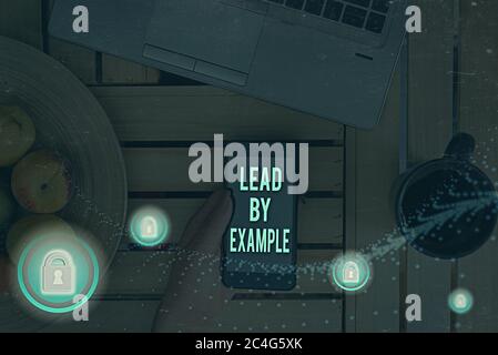 Handgeschrittender Text mit Beispiel. Konzeptionelles Foto sei ein Vorbild, indem du die Regeln befolge und Beispiele gibst Stockfoto