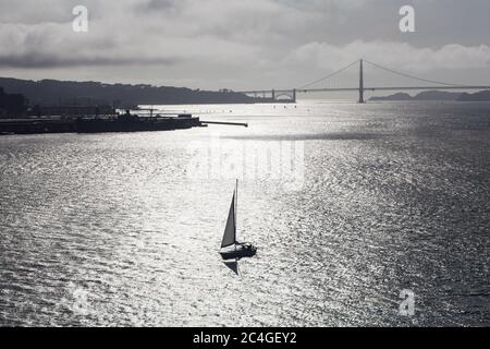 Segeln in der Bucht von San Francisco Stockfoto