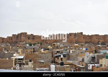 Schöne Bauarchitektur von jaisalmer reflektieren durch Stadtbild von jaisalmer rajasthan Stockfoto