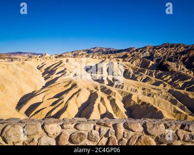 Landschaft auf dem Zabriskie Point im Death Valley, Kalifornien, USA Stockfoto