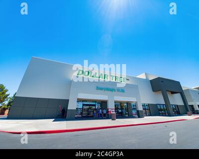Las Vegas, 7. JUNI 2020 - Außenansicht des Budge Dollar Tree Stores Stockfoto