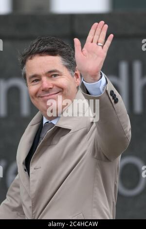 Der Minister für Finanzen und öffentliche Ausgaben und Reform, Paschal Donohoe, von Fine Gael, kommt im Dail, im Convention Center, Dublin für die Wahl des neuen Taoiseach. Stockfoto