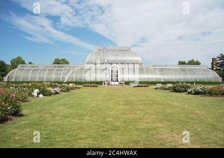 The Palm House, Royal Botanic Garden in Kew, England Stockfoto