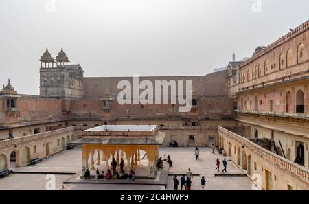 Jaipur, Rajasthan, Indien; Feb, 2020 : der Innenhof des Amber Fort, Jaipur, Rajasthan, Indien Stockfoto