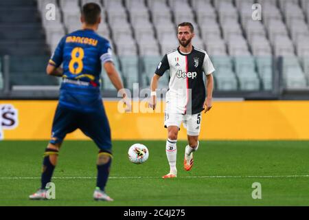 Miralem pjanic (juventus) während Juventus vs Lecce in der , Turin, Italien, 26 Juni 2020 Stockfoto