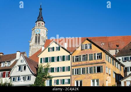 Typisch deutsche mittelalterliche Stadthäuser in Tübingen in Süddeutschland Stockfoto