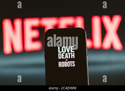 Love Death and Robots aus der Netflix TV-Serie Poster. Stockfoto