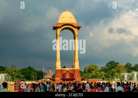 India Gate, Delhi, Indien; 16-Aug-2019; ein Steindach Stockfoto