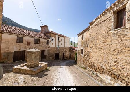 Yanguas ist eines der schönsten mittelalterlichen Dörfer in Soria und Spanien. Stockfoto