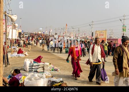Kumbha Mela, Allahabad, Uttar Pradesh, Indien; 17-Feb-2019; Straßen von Kumbh Stockfoto