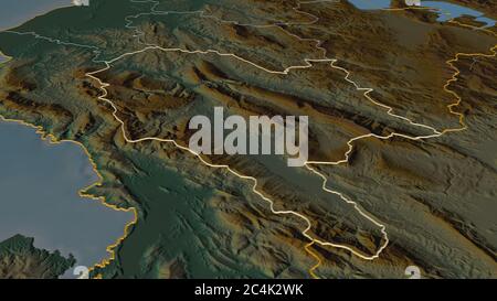 Zoom in auf Gjirokastër (Grafschaft Albanien) skizziert. Schräge Perspektive. Topographische Reliefkarte mit Oberflächengewässern. 3D-Rendering Stockfoto