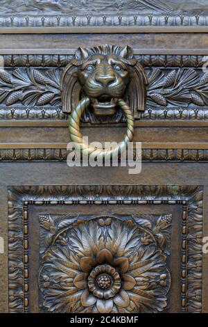 Eingangstür zum State Capitol Building, Olympia, Washington State, USA Stockfoto