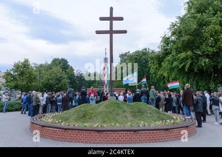 Győr, Ungarn - 04. Juni 2020: 100. Jahrestag des Vertrags von Trianon, Abendgedenken Stockfoto