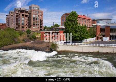 Spokane River in großen Flut, Riverfront Park, Spokane, Washington State, USA Stockfoto