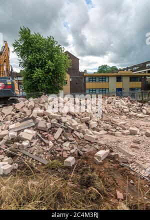 Ärzte Chirurgie Abbruch in Woodrow Center, Redditch, Worcestershire, England. Stockfoto