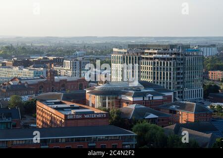 Blick auf die Skyline von Nottingham City Blick Richtung Süden vom Nottingham Castle, Nottinghamshire England Stockfoto