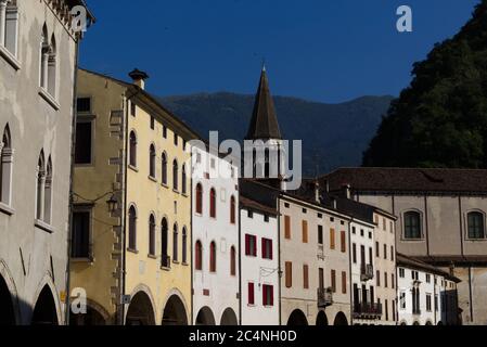 Italien, Vittorio Veneto, Detailansicht des Viertels Serravalle Stockfoto