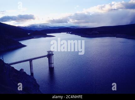 Behälter. El Atazar, Provinz Madrid, Spanien. Stockfoto