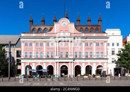 Rathaus in Rostock, Deutschland Stockfoto
