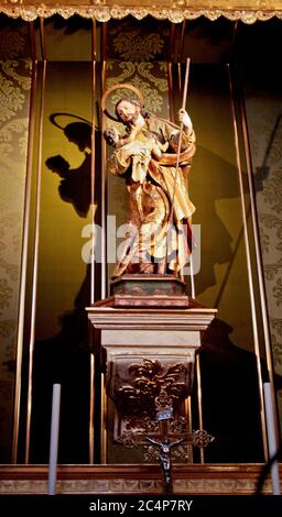 València, Comunidad Valenciana, Spanien. San Nicolás de Bari und San Pedro Mártir ist eine römisch-katholische Pfarrkirche im valencianischen gotischen Stil in Valencia (Spanien). Kapelle des heiligen Josef (Capilla de San Josè). Stockfoto