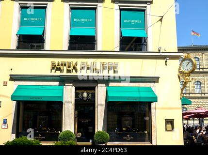 München, Deutschland : Patek Philippe Store. Patek Philippe & Co. Ist ein 1851 gegründeter Schweizer Uhrenhersteller mit Sitz in Genf. Es entwirft und manufact Stockfoto