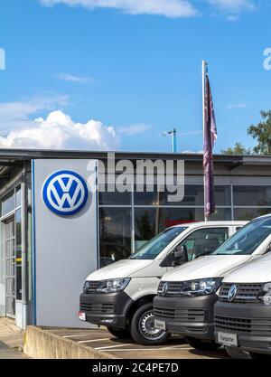 Weissenburg, Deutschland : Volkswagen Autohaus in der Stadt Weissenburg, Bayern, Deutschland Stockfoto