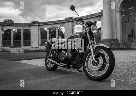 Kawasaki Z900 Lass die guten Zeiten Rollen Stockfoto