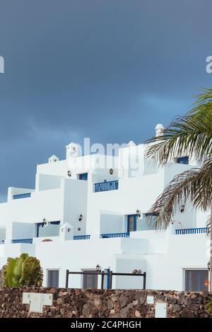 Evita Beach Hotel in La Graciosa/Graciosa Insel der wichtigsten Siedlung Caleta del Sebo, Kanarische Inseln, Spanien Stockfoto