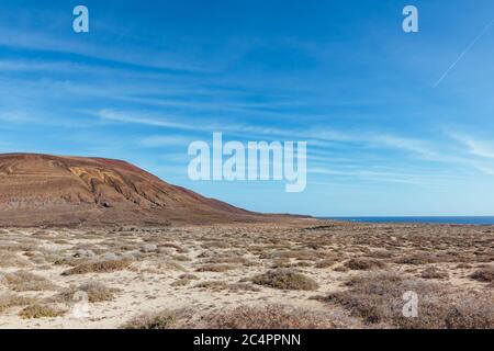 La Graciosa/der höchste Punkt der Insel ist ein Teil von Montana Pedro Barba (der Gipfel ist Agujas Grandes mit 266 m), Kanarische Inseln, Spanien Stockfoto