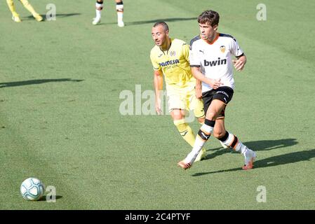 FUSSBALL - VILLAREAL VS VALENCIA Santi Cazorla, Paulista in Aktion während der spanischen Liga, La Liga, Fußballspiel zwischen Villareal und Valencia am 28. juni 2020 im Ceramica Stadion in Valencia, Spanien. Foto: Xisco Navarro Quelle: CORDON PRESS/Alamy Live News Stockfoto