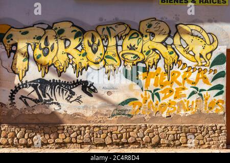 Graffiti mit Dinosauriern, Parque Nacional Torotoro, Nationalpark Torotoro, Departemento Potosí, Dorf Torotoro, Bolivien, Lateinamerika Stockfoto