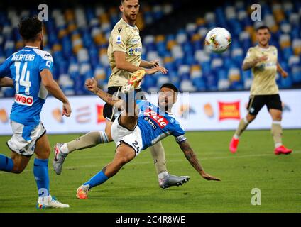 Neapel, Kampanien, Italien. Juni 2020. SSC Napoli Kapitän LORENZO INSIGNE in Aktion gegen den FC SPAL während eines italienischen Serie A Fußballspiel im San Paolo Stadion. Quelle: Fabio Sasso/ZUMA Wire/Alamy Live News Stockfoto