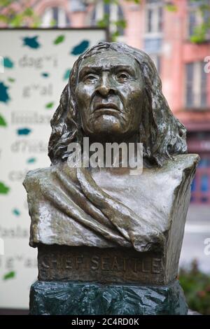 Büste des Chief Seattle in Pioneer Square, Seattle, Washington State, USA Stockfoto