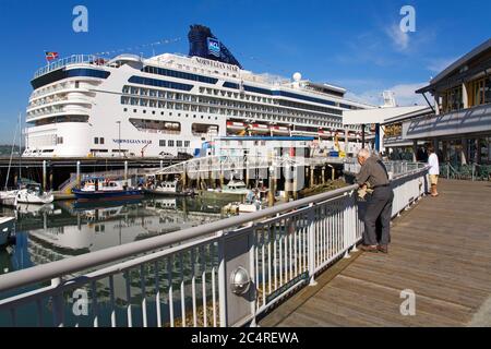 Kreuzfahrtterminal, Seattle Waterfront, Washington State, USA Stockfoto