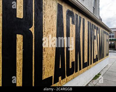 Wandgemälde mit schwarzen Leben auf der U Street NW im Shaw-Viertel von Washington, DC. Stockfoto