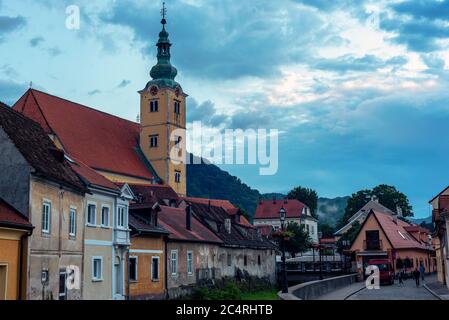 Samobor / Kroatien - 15. Juni 2020: Zentrum der alten schönen Stadt Stockfoto