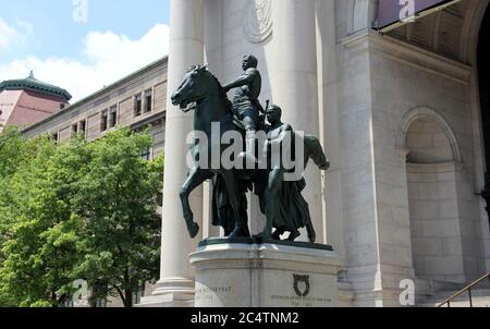 New York, NY, USA - 28. Juni 2020: Theodore Roosevelt Reitdenkmal im Museum of Natural History, New York, NY, USA Stockfoto
