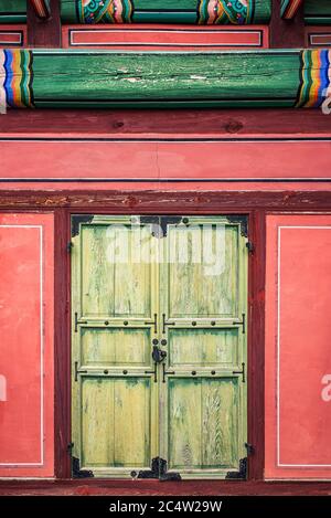 Abstrakte Türdetails im Changdeokgung Palace, UNESCO-Weltkulturerbe, Seoul, Südkorea, Asien Stockfoto