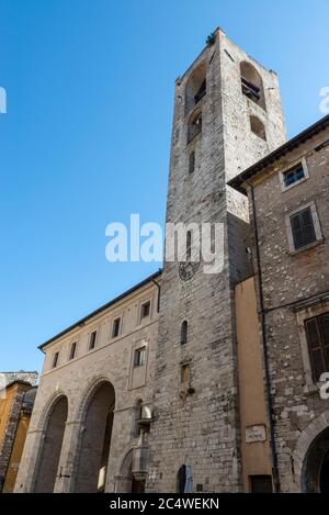 narni,italien juni 29 2020 :Institution laufen auf den Ring von narni in Quadrat von priori Stockfoto