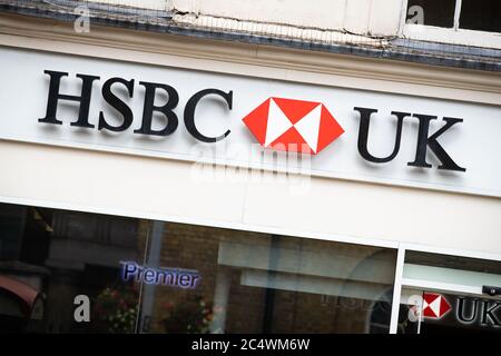 Eine allgemeine Ansicht einer HSBC-Niederlassung in Chelsea, London. Stockfoto