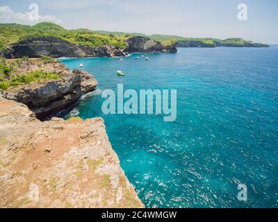 Broken Beach In Nusa Penida, Indonesien. Luftaufnahme. Stockfoto